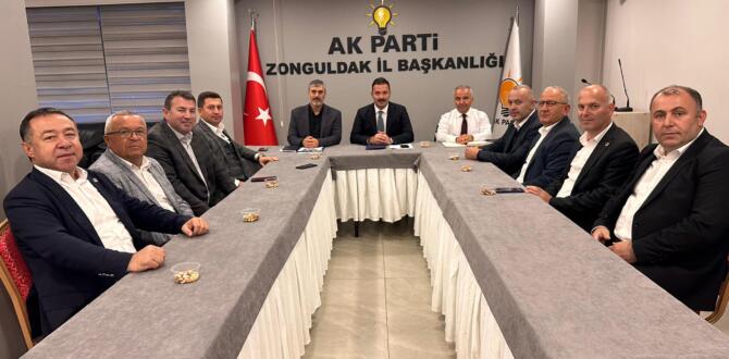 AK PARTİ BELEDİYE BAŞKANLARINI TOPLADI